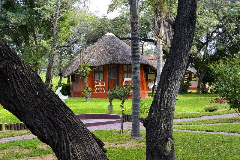 Zambezi Hakusembe River Lodge المظهر الخارجي الصورة